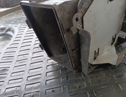 Корпус печки для Audi 80 B4 (1991—1996)  запчасти бу