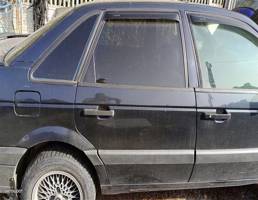 Дверь задняя правая для VOLKSWAGEN Passat B3 (1988—1993)  запчасти бу