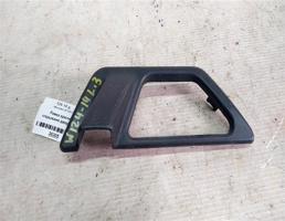Рамка крючка двери левой для Mercedes-Benz E-класс W124/S124/C124/A124 (1984—1997)  запчасти бу