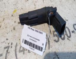 Датчик коленвала для VOLKSWAGEN Polo IV (2001—2005)  запчасти бу