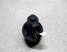 Моторчик печки для VOLKSWAGEN Jetta II (1984—1992)  запчасти бу