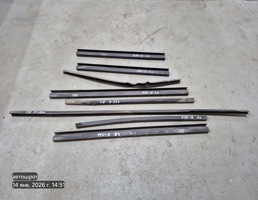 Направляющая стекла двери для Land Rover Defender I рестайлинг (2007—2016)  запчасти бу