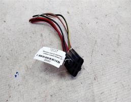 Фишка контактной группы для VOLKSWAGEN Golf Mk3 (1991—2000)  запчасти бу