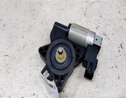 Моторчик ЭСП переднего левого для Mazda 3 BK (2003—2006)  запчасти бу