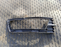 Рамка ПТФ правой для Skoda Rapid I (2012—2017)  запчасти бу