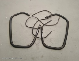 Резинка стекла кузова для Land Rover Defender I (1983—2007)  запчасти бу