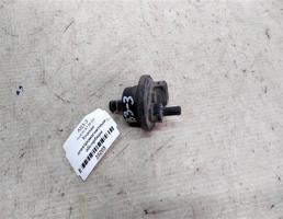 Клапан э/м абсорбера для Audi 80 B3 86-91г  запчасти бу