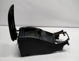 Подлокотник для Nissan Maxima A33 (1999—2006)  запчасти бу