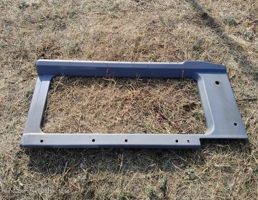 Накладка на стекло кузова глухого левого для Land Rover Defender I (1983—2007)  запчасти бу