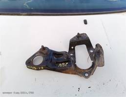 Кронштейн блока АВS для VOLKSWAGEN Passat B3 (1988—1993)  запчасти бу