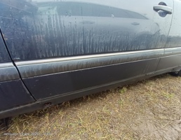 Молдинг двери передней левой для Mercedes-Benz E-класс W210/S210 (1995—1999)  запчасти бу