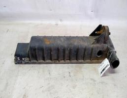 Бачок радиатора для Audi 100 C4 (1990—1994)  запчасти бу