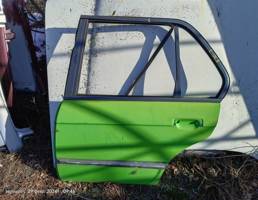 Дверь задняя левая для BMW 3 серия E30 (1982—1994)  запчасти бу