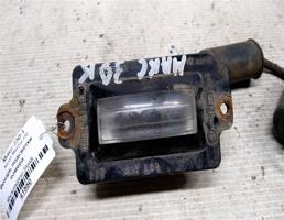 Фонарь подсветки номера для Nissan Maxima J30 (1988—1994)  запчасти бу