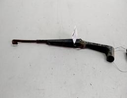 Поводок стеклоочистителя передний левый для Mitsubishi Pajero II (1991—1997)  запчасти бу