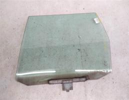 Стекло двери задней левой для VOLKSWAGEN Passat B3 (1988—1993)  запчасти бу