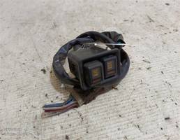 Кнопка кондиционера для Mazda Familia BF (1985—1994)  запчасти бу