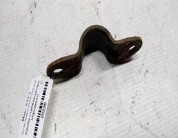 Скоба стабилизатора переднего для Nissan Maxima A33 (1999—2006)  запчасти бу