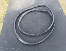 Резинка двери для Peugeot 3008 I рестайлинг (2013—2016)  запчасти бу