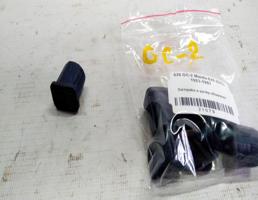 Заглушка в ручку обшивки для Mazda 626 GC (1982—1987)  запчасти бу