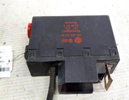 ЭБУ зажиганием для Audi 100 C4 (1990—1994)  запчасти бу