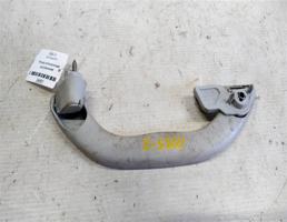 Ручка потолочная внутренняя для VOLKSWAGEN Passat B5 (1996—2001)  запчасти бу