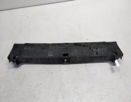 Накладка на панель багажника заднюю для Audi 100 C4 91-94г  запчасти бу