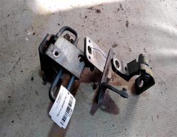 Петля двери пара для VOLKSWAGEN Caddy III (2004—2010)  запчасти бу