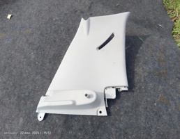 Накладка на стойку верхняя заднюю левую для Peugeot 107 I рестайлинг (2009—2012)  запчасти бу