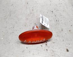 Повторитель на крыло желтый для Ford Scorpio II (1994—1998)  запчасти бу