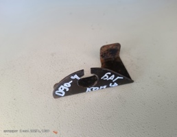 Ответная часть концевика багажника для Land Rover Defender I (1983—2007)  запчасти бу