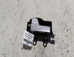 Крючок двери передней левой для Ford Focus II (2005—2008)  запчасти бу