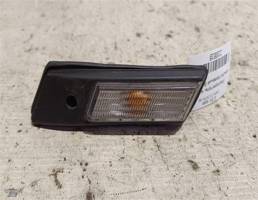 Повторитель на крыло правый белый для BMW 3 серия E36 (1990—2000)  запчасти бу