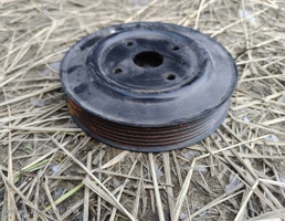 Шкив насоса водяного помпы для Peugeot 107 I рестайлинг (2009—2012)  запчасти бу