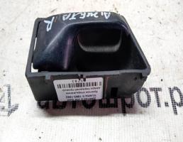 Крючок двери передней правой для VOLKSWAGEN Jetta II (1984—1992)  запчасти бу