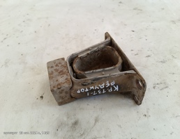 Опора редуктора заднего (подушка) для Toyota Crown S130 (1987—1999)  запчасти бу