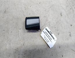 Заглушка ручки наружней задней правой для Mercedes-Benz E-класс W124/S124/C124/A124 (1984—1997)  запчасти бу