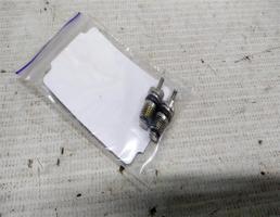 Золотник заправочный для Peugeot 206 I (1998—2012)  запчасти бу