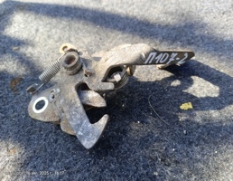 Замок капота для Peugeot 107 I рестайлинг (2009—2012)  запчасти бу