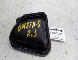 Крючок двери задней правой для Opel Omega A (1984—1994)  запчасти бу
