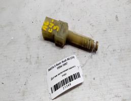 Датчик включения заднего хода для Audi A6 C4 (1994—1997)  запчасти бу