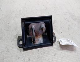 Ответная часть замка багажника для Audi A6 C4 (1994—1997)  запчасти бу