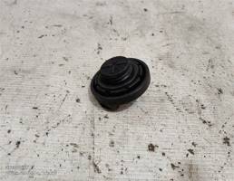 Крышка маслозаливной горловины для Nissan Maxima A32 (1994—2000)  запчасти бу