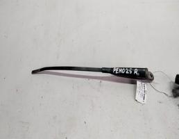 Поводок стеклоочистителя передний правый для Renault 25 I (1983—1992)  запчасти бу