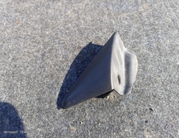 Накладка на крыло левое для Renault Megane II (2002—2006)  запчасти бу