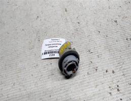 Патрон указателя габарита для Toyota Avalon XX10 рестайлинг (1997—2000)  запчасти бу