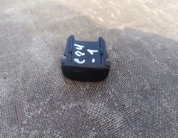 Заглушка кнопки управления для Nissan Serena C24 (1999—2005)  запчасти бу