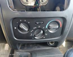 Блок управления печкой для Jeep Cherokee III (2001—2004)  запчасти бу