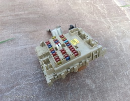 Блок предохранителей для Nissan Serena C24 (1999—2005)  запчасти бу