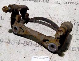 Скоба суппорта переднего для Hyundai Sonata III (1993—1996)  запчасти бу